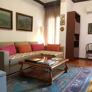 Cosy Penthouse -up To 6 Guests- In The Centre! Apartament